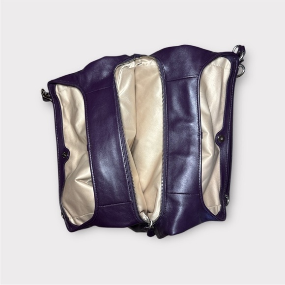 EUC Coach Colette Purple Signature Hobo Bag - Picture 4 of 7